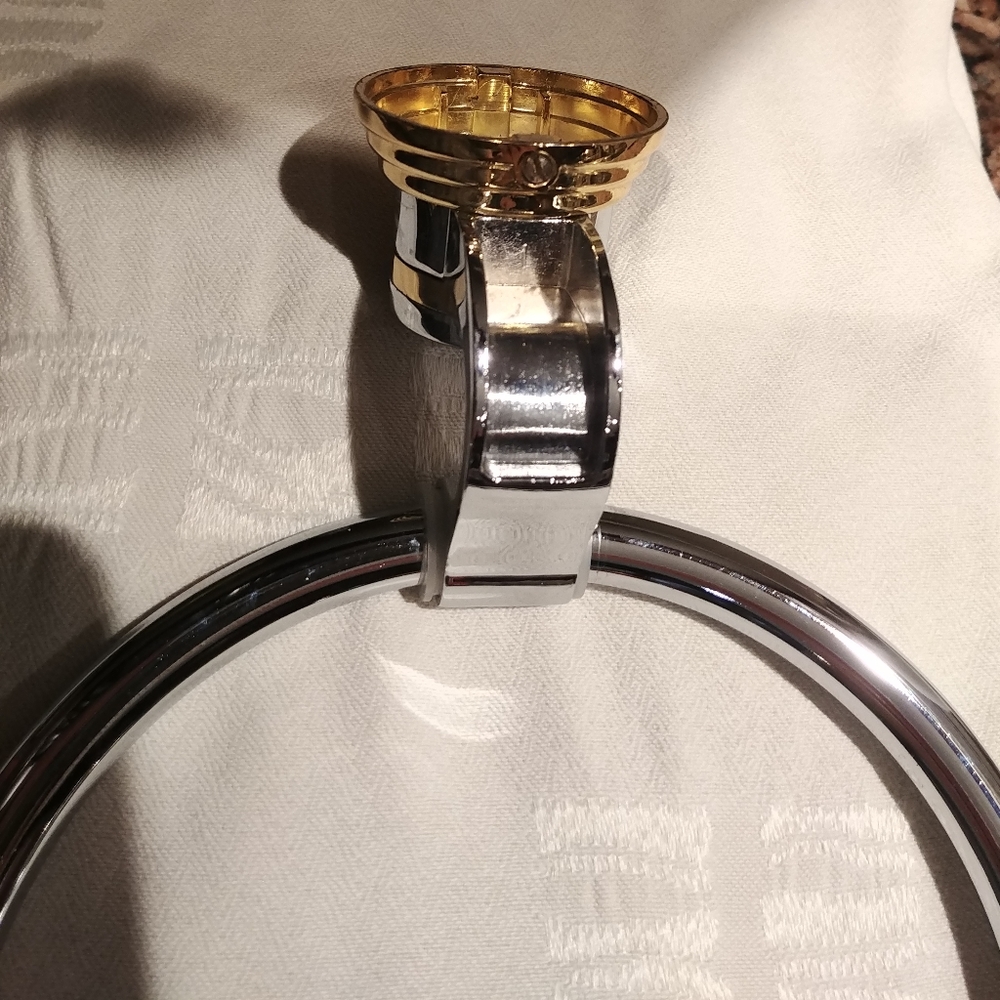 NWOT Gold and silver Hand towel holder - Picture 4 of 6